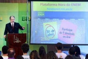 Leia mais sobre o artigo MEC fará quatro simulados nacionais do Enem